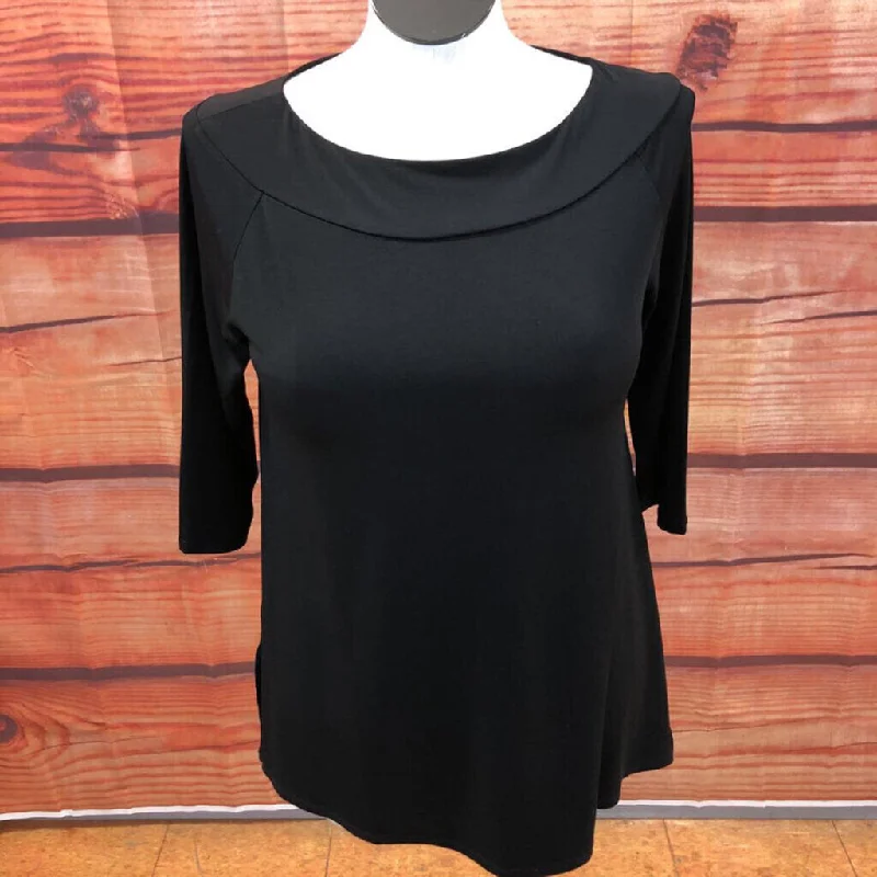 CHICOS BLACK TUNIC SHIRT SIZE 1 TCC-- Seamless Knitted Crochet
