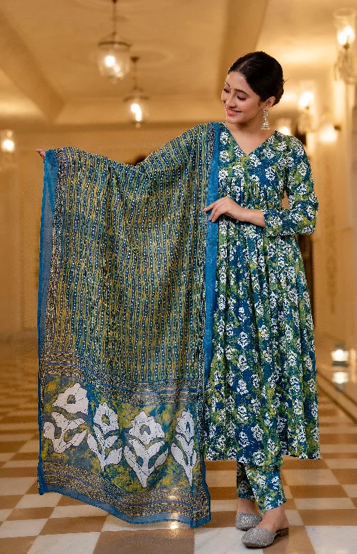 Women's Dark Green Printed Viscose Rayon Kurta, Pant And Dupatta Set - Alvami Relaxed Lounge Trousers