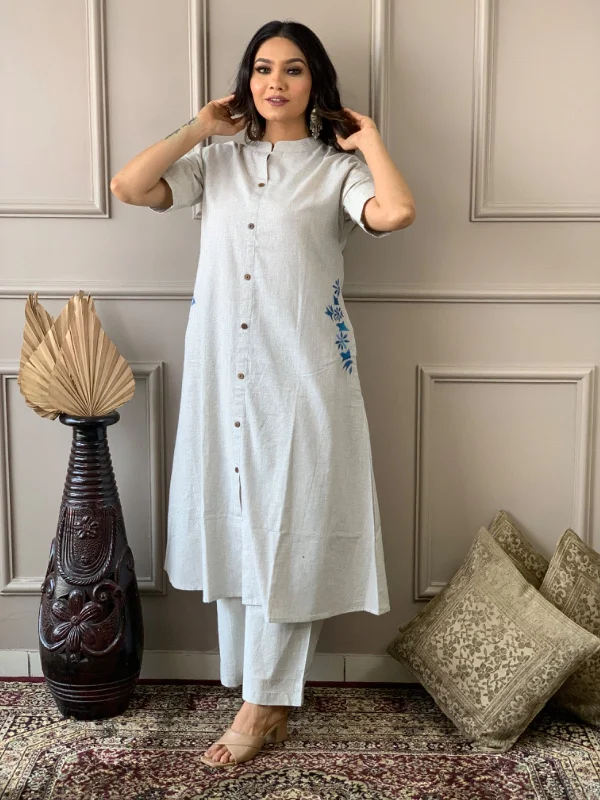 Women's White Embroidered Cotton Kurta Set With Pant - N For Nari Relaxed Fit Trousers