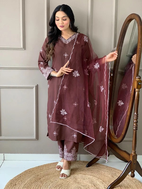 Women's Brown Embroidery Kurta With Pant And Duppata Set - Dwija Fashion Slim-Fit Leggings
