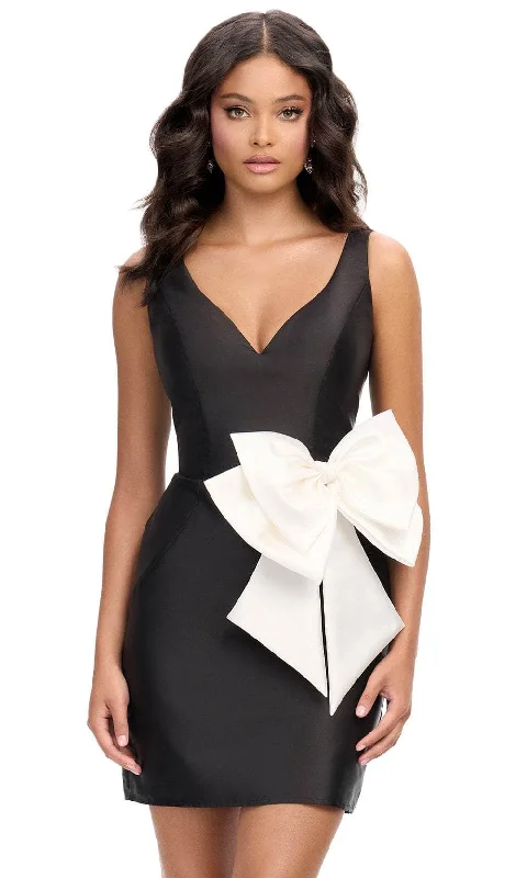 Ashley Lauren 4785 - Deep V-Neck Bodycon Cocktail Dress empire Waist empire