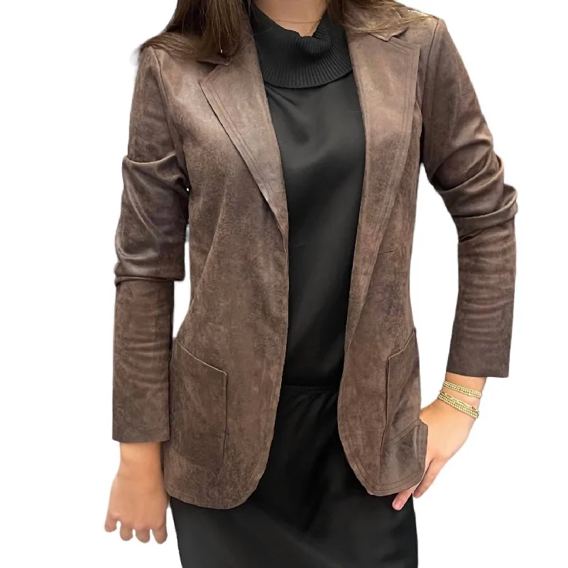 Women's Vintage Faux Leather Jacket In Chocolate Distressed