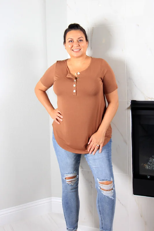 Gabriella Henley Placket Top | Camel