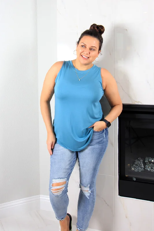 Mel Hi-Low U-Neck Top | Lite Teal