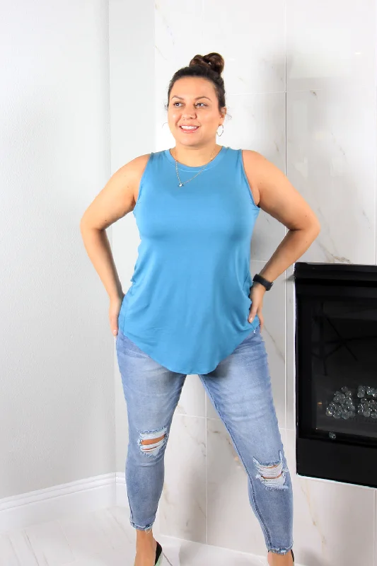 Mel Hi-Low U-Neck Top | Lite Teal