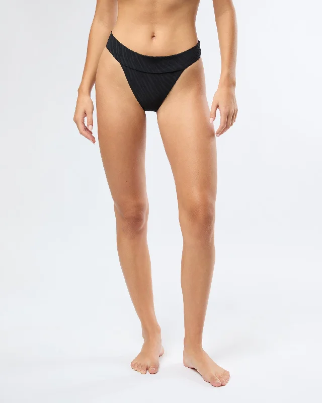 Karina Bikini Bottom Seamless bikini, Smooth, Comfortable, Sleek
