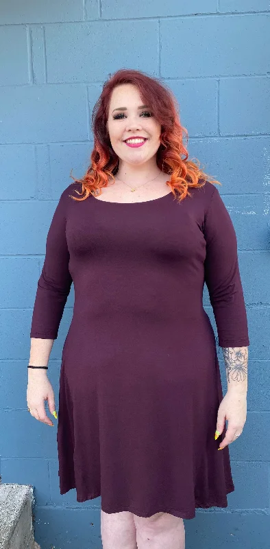 ?? 3/4 Sleeve Dress - Aubergine - Size Large