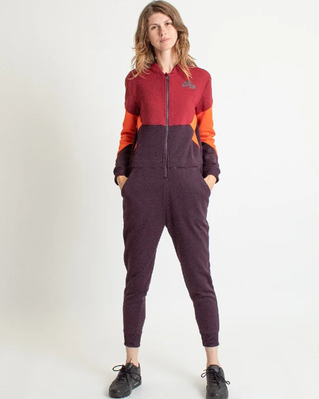 Colorblock Jumpsuit Tight fit jumpsuit, Sleek, Sexy, Trendy