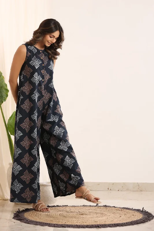 Indigo sleeveless Printed Basic Jumpsuit Pleated jumpsuit, Elegant, Feminine, Chic