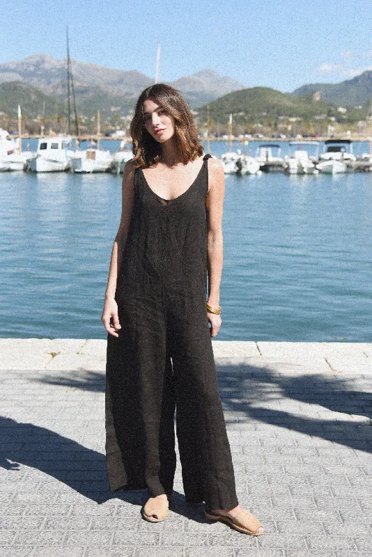 The Linen Jumpsuit // Noir Ruffle jumpsuit, Feminine, Trendy, Party attire